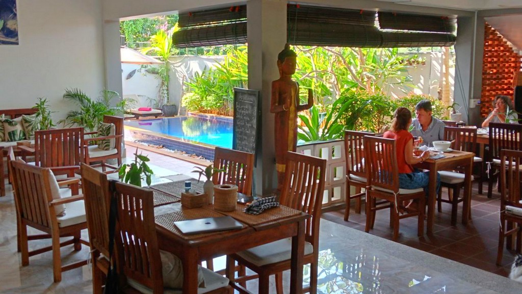 GALLERY - RESTAURANT